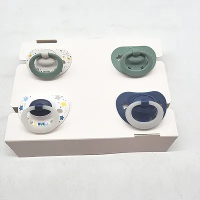 Produktbild von NUK Signature Schnuller Silikon Gr.1 – Blau, 4er Set, BPA-frei