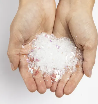 Produktbild von Kunstschnee Schneeflocken 100g Weiß Irisierend