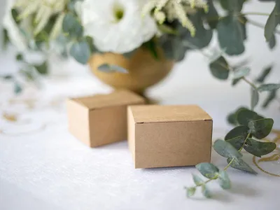 Zdjęcie produktu dla Pudełka kraftowe na prezenty 6 x 5,5 x 3,5 cm 10 sztuk PartyDeco