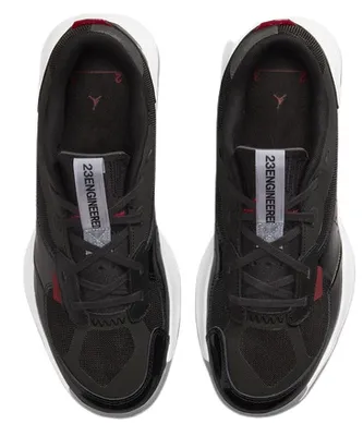 Productafbeelding van Nike Air Jordan 200E schoenen, modelnummer DC9836001