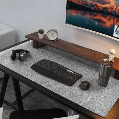Productafbeelding van Bureauonderlegger, vilt, muismat, XXL, groot, 90 x 43 cm, 3 mm dik, antislip, bureaumat, bureaumat voor kantoor en thuis (lichtgrijs)