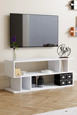 Obrázok produktu pre Skye Decor, kvalitný stojan na televízor, 120 x 50 x 35 cm, 100 % melamínom potiahnutá drevotriesková doska, hrúbka 18 mm, možnosť montáže na stenu, rozložiteľný, farba: biela, ideálny do moderného interiéru.