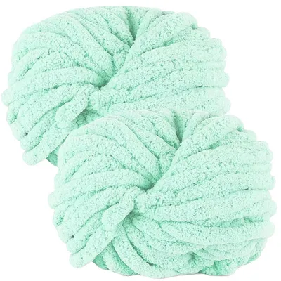 Immagine prodotto di 2 gomitoli di filato spesso, 500g, color verde chiaro, tipo chenille, in poliestere