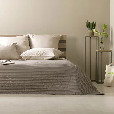 Produktbild von Wende-Tagesdecke Living Trend 240x220 Taupe von Sei Design