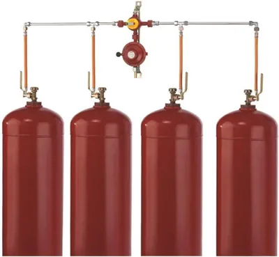 Immagine prodotto di Impianto GOK a 4 bombole Set completo 37-50 mbar 6 kg/h con commutatore automatico e tappi ciechi Zatechs (scalabile da 2 a 4 bombole)