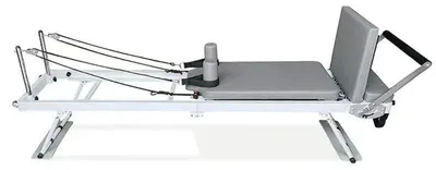 Produktbild von Pilates Reformer - MY-PL12 - Klappbares Heimtrainingsgerät - Verstellbarer Widerstand - Federsystem - Fußstange - Stahlrahmen - Traglast 500 kg
