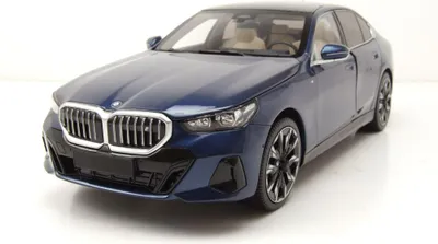 Produktbild von Minichamps 110023400 BMW i5 2023 blau metallic 1:18