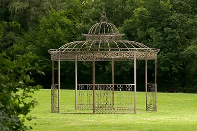 Produktbild von CLP Pavillon ROMANTIK aus pulverbeschichtetem Eisen I Runder Pavillon mit stilvollen Verzierungen l Bepflanzbarer Rankpavillon bronze