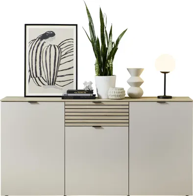 Produktbild von Sideboard INA Kaschmir Leistenoptik mit Softclose, Selbsteinzug und schwarzen Metallgriffen