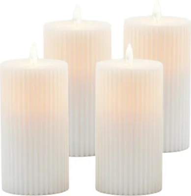 Produktbild von Relaxdays LED Kerzen 4er Set, HxD: 17,5 x 8 cm, flackernde Flamme, Rillen, Kunststoff, flammenlose Blockkerzen, weiß