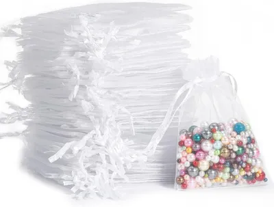 Produktbild von 50 Stück weiße Organzasäckchen, 7 x 9 cm, Geschenk- und Schmuckbeutel für Hochzeiten und Feste