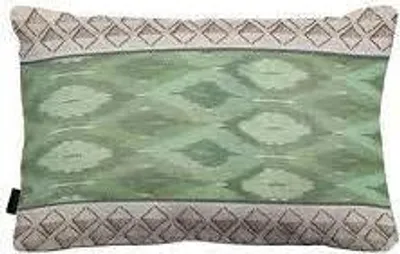 Produktbild von Madison Sierkussen 50x30 cm Ikatin grün