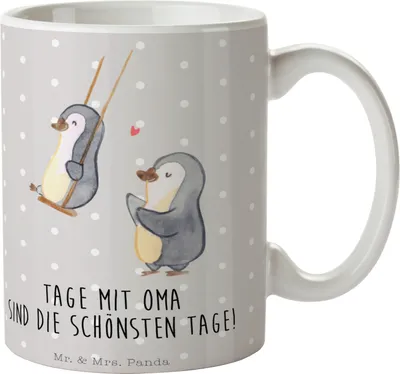 Produktbild von Mr. & Mrs. Panda Tasse Pinguin Oma schaukeln - Grau Pastell - Geschenk, für, Keramiktasse, kaffeetasse bedruckt, Kaffeebecher, Vatertag, Enkelkind, Bedruckte, Kaffeepott