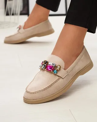 Produktbild von Eco Wildleder beige Damen Mokassins mit dekorativen Kristallen Nellens- Footwear, Größe 38