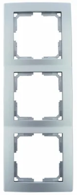 Produktbild von REV Ritter Abdeckrahmen Studio 3-fach, platin