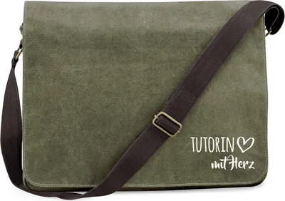 Produktbild von Huuraa Umhängetasche Tutorin mit Herz 14 Liter Military Green Canvas Laptoptasche Geschenkidee