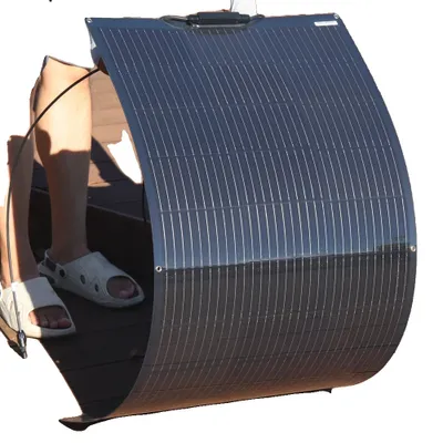 Zdjęcie produktu dla Elastyczny zestaw paneli słonecznych, 2 panele o mocy 150 W każdy, wysoka wydajność, wodoodporna konstrukcja, 150 W, 1065 x 550 mm