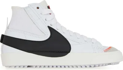 Productafbeelding van Nike sneakers, model DD3111-100, in een veelkleurige uitvoering, maat 44