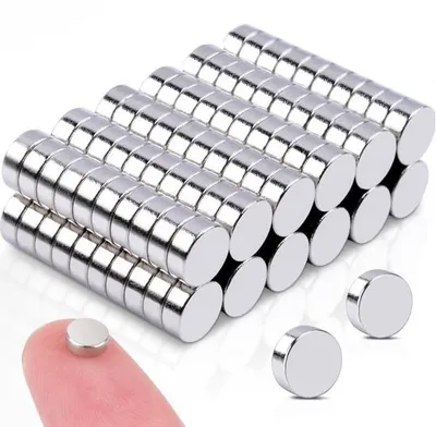 Produktbild von 120 kleine runde Neodymium-Magneten, 4 x 1,5 mm, stark, für Whiteboards, Magneetbördel, Bastelzubehör