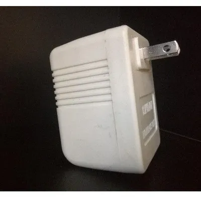 Produktbild von Sompex US Steckertrafo 12V AC 20VA – TDC Power DA-20-12 Netzgerät (weiß, 120V US-Plug)