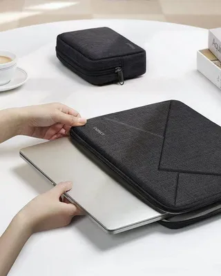 Immagine prodotto di Borsa per laptop nera da 15 pollici