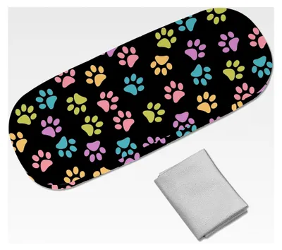 Produktbild von Hartschalen-Brillenetui mit Pfotenabdruck aus Leder, schmal und tragbar, Clamshell Schutzhülle mit Reinigungstuch für Damen und Herren, 16,2 x 6,4 x 3,9 cm
