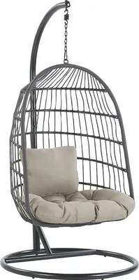 Produktbild von BELIANI Hängesessel mit Metallgestell Schwarz Flechtseil inklusive 2 Kissen in Taupe Hängestuhl Korb Wohnzimmer Terrasse Balkon Modernes Design