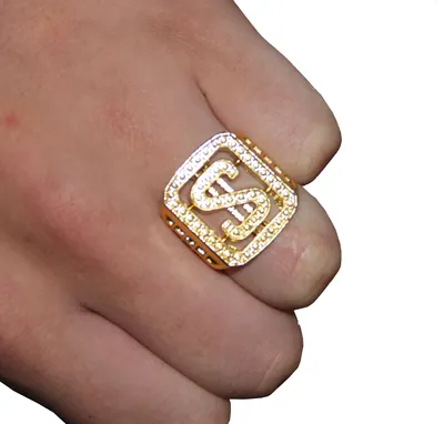 Produktbild von Goldener Dollar-Ring als Kostüm-Accessoire