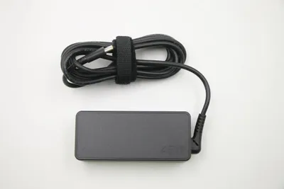 Produktbild von Lenovo Chiocny Netzteil 3.0 45W 3P, 02DL122