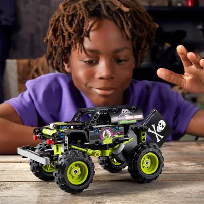 Obrázok produktu pre LEGO Technic 42118 Monster Jam Grave Digger; stavebnica modelu pre chlapcov a diev?atá, so zá?ubou v monster truckoch (212 dielikov)