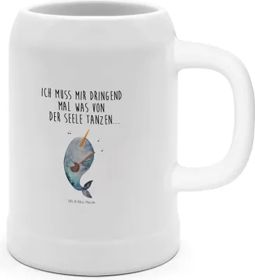 Produktbild von Mr. & Mrs. Panda Krug Narwal Gitarre - Weiß - Geschenk, Probleme, Urlaub, Humpen, Steinkrug, Wal, Seidel, Tonkrug, Gespräche, Bier, Tanzen
