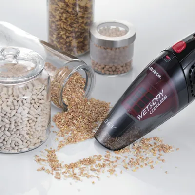 Produktbild von Ariete 2474 Kabelloser Nass- und Trockensauger lila und schwarz Akku 12 min
