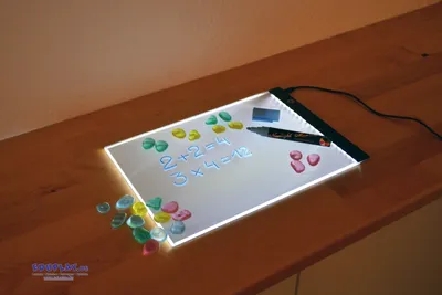 Obrázek produktu pro Osvětlený panel z ACRYLu se 3 úrovněmi jasu LED A4