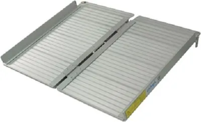 Produktbild von Aidapt Rollstuhlrampe - 74cm breit, 61cm lang