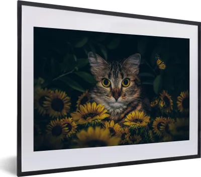 Produktbild von MuchoWow® Gerahmtes Poster Katze - Gelb - Blumen - Botanisch 40x30 cm - Poster mit Schwarzem Bilderrahmen Wandposter Rahmen Foto Bilder - Bilderrahmen - Poster im Rahmen