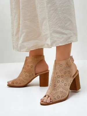 Zdjęcie produktu dla Royalfashion Damskie sandały na słupku ażurowe Abetle, rozmiar 37
