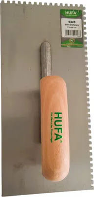 Produktbild von Hufa Glättekelle Stahl Holzgriff 280mm x 130mm 4x4mm gezahnt