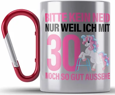 Produktbild von Trendation - 18. Geburtstag Edelstahl Tasse Karabiner Geschenk Mädchen Geschenkidee Lustig Spruch 18 Geschenke Geschenkideen zum 18 Bday 18er Tochter (Rot)