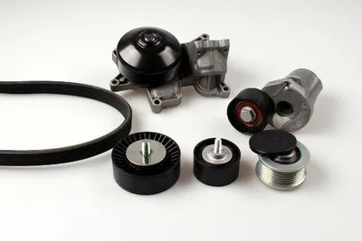 Produktbild von HEPU PK04212 Wasserpumpe + Keilrippenriemensatz für BMW 3 Touring (E91) 3 Limousine (E90) 1 Schrägheck (E87) 5 Limousine (E60) 5 Touring (E61)