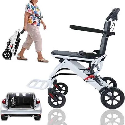 Produktbild von Rollstuhl Faltbar Leicht, Ultraleichter Reiserollstuhl Kohlenstoffstahl nur 8.2KG, Klappbarer Transportrollstuhl bis 90KG, Kompakt & Wendig mit 360° Rädern (Schwarz und Weiß)