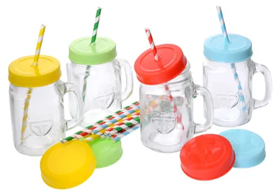 Produktbild von GRÄWE Henkel-Trinkglas mit Deckel und Strohhalm 4 Stück inkl. 6 Kunststoffbechern