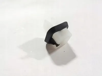 Immagine prodotto di VOLVO S60 S80 V70 clip paraurti posteriore OE