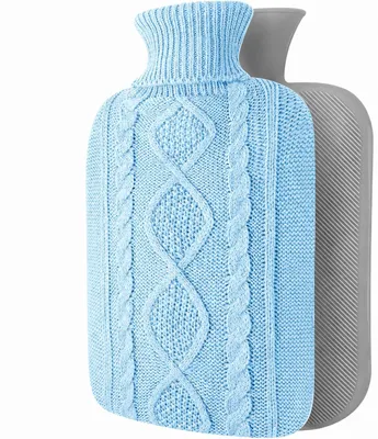 Produktbild von Wärmflasche mit Bezug – Weicher, hochwertiger Strickbezug – 1,8 l große Wärmflasche und Erwachsene für gemütliche Nächte und Schmerzlinderung – Blau