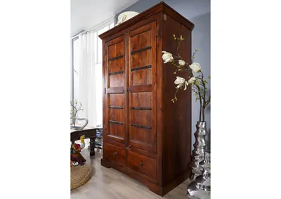 Produktbild von MASSIVMOEBEL24 Kleiderschrank Akazie 108x64x180 nougat lackiert OXFORD #509