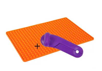 Produktbild von Silikon Dauerbackmatte mit Noppen + GRATIS Dosenöffner Backunterlage Untersetzer