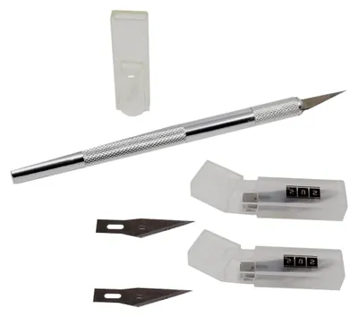 Produktbild von Bastelmesser mit 20 Ersatzklingen