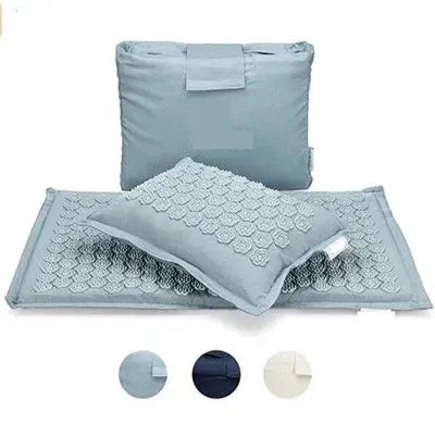 Productafbeelding van Famanu acupressuurmat met kussen - Massage en ontspanning - 10 mm dik - 77 x 44 cm - Kussen 38 x 25 cm