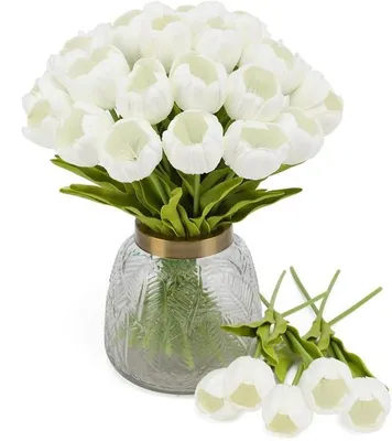 Immagine prodotto di Uniqoos®: 15 tulipani artificiali bianchi, dal design realistico, facili da curare, inodori – realizzati in lattice, altezza 33 cm, bocciolo di 5 cm, steli in metallo flessibili, ideali per matrimoni e decorazioni