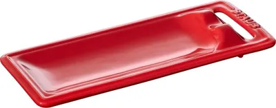 Produktbild von Staub Ceramic Löffelablage Geschenkkarton 25 x 2,8 x 10 cm, Ø 25 cm rechteckig Kirschrot