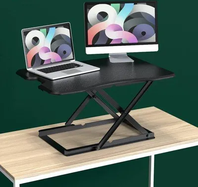 Produktbild von Famanu Bürotisch Erhöhungsstation - Ergonomisch höhenverstellbar - 81x56 cm - Schwarz